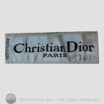 Clothing label : Christian Dior.