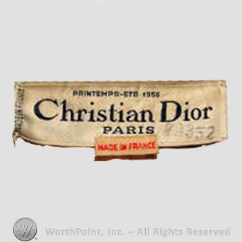 Clothing label : Christian Dior.