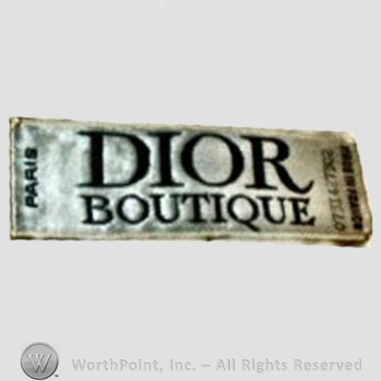 Clothing label : Christian Dior.