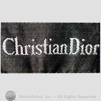 Clothing label : Christian Dior.