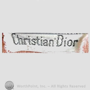 Clothing label : Christian Dior.