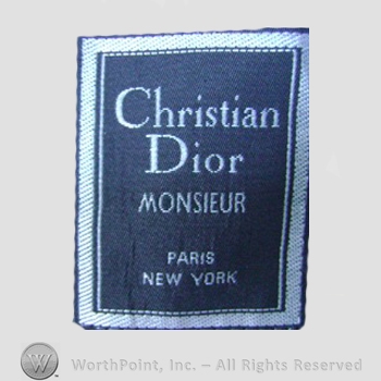 Clothing label : Christian Dior.