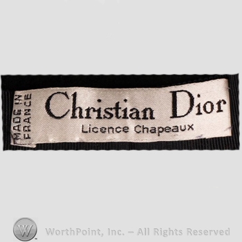 Clothing label : Christian Dior.
