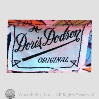 Clothing label : Doris Dodson.