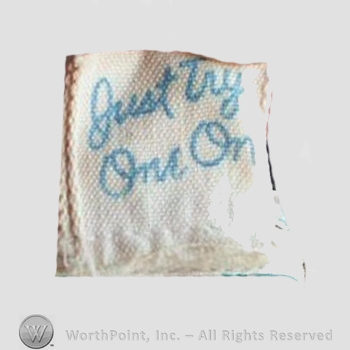 Clothing label : The Donnelly Garment Company.