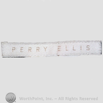 Clothing label : Perry Ellis.