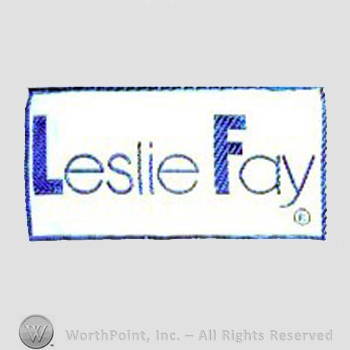 Clothing label : Leslie Fay.
