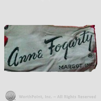 Clothing label : Anne Fogarty.