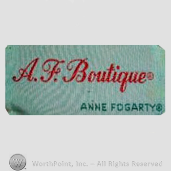 Clothing label : Anne Fogarty.