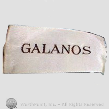 Clothing label : James Galanos.
