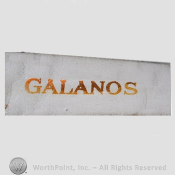 Clothing label : James Galanos.