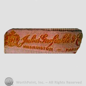 Clothing label : Garfinckel's.