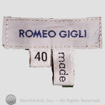 Clothing label : Romeo Gigli.