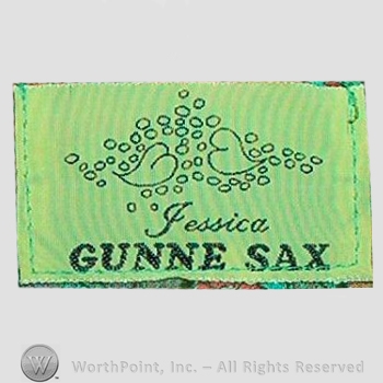 Clothing label : Gunne Sax.