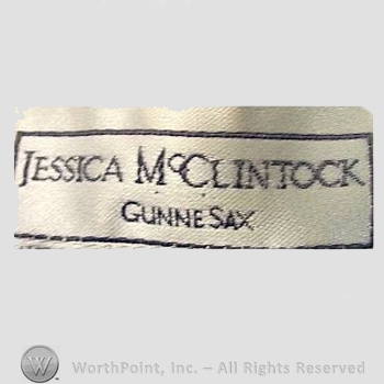 Clothing label : Gunne Sax.
