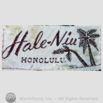 Clothing label : Hale Niu.