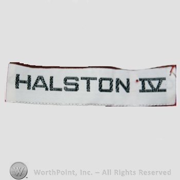 Clothing label : Roy Halston.