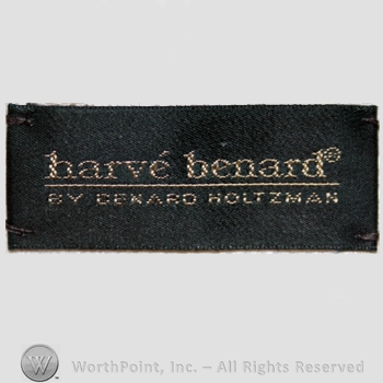 Clothing label : Harve Benard.