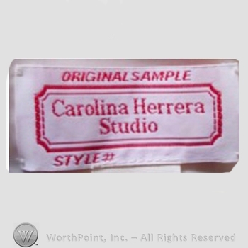 Clothing label : Carolina Herrera.