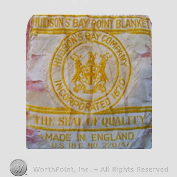 Clothing label : The Hudson's Bay Company.