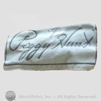 Clothing label : Peggy Hunt.