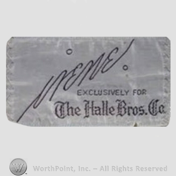 Clothing label : Irene Lentz.