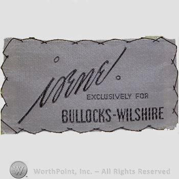 Clothing label : Irene Lentz.