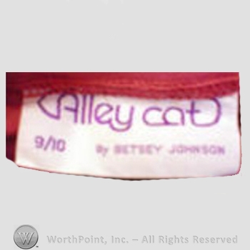 Clothing label : Betsey Johnson.