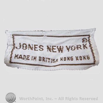 Clothing label : Jones New York.