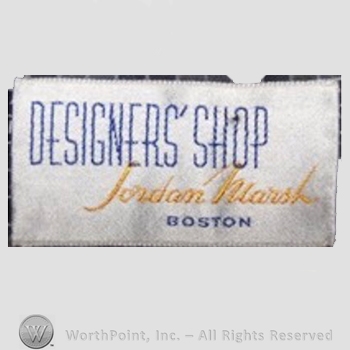 Clothing label : Jordan Marsh.