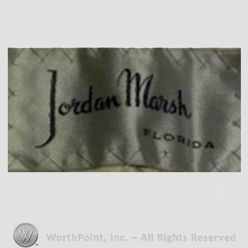 Clothing label : Jordan Marsh.