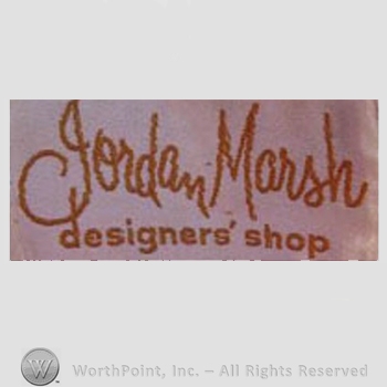 Clothing label : Jordan Marsh.