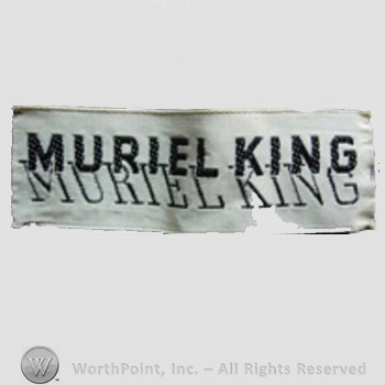 Clothing label : Muriel King.