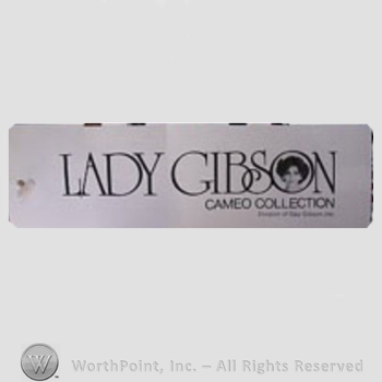 Clothing label : Lady Gibson.