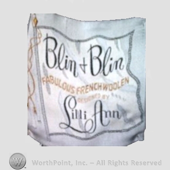 Clothing label : Lilli Ann.