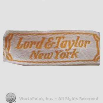 Clothing label : Lord & Taylor.