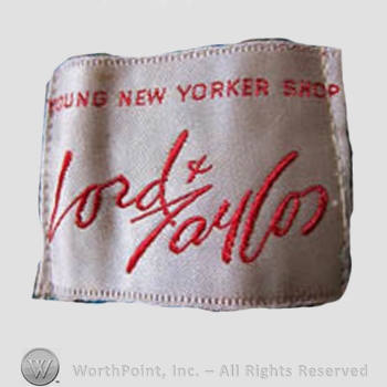 Clothing label : Lord & Taylor.