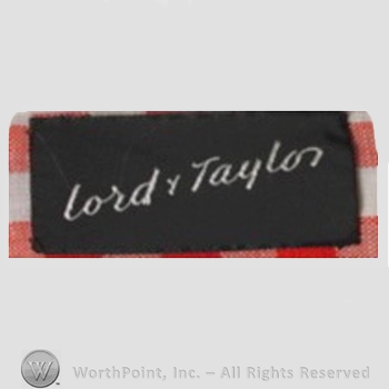 Clothing label : Lord & Taylor.