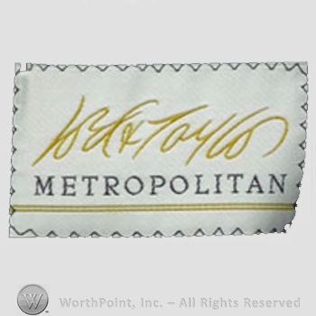 Clothing label : Lord & Taylor.