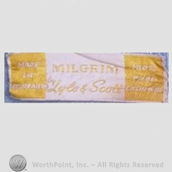 Clothing label : Lyle & Scott.