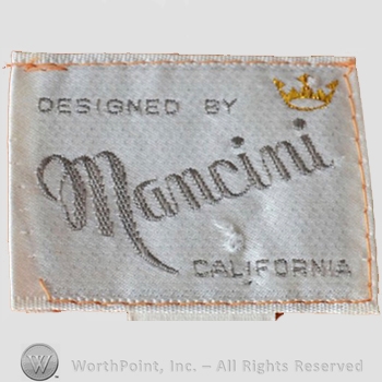 Clothing label : Mancini.