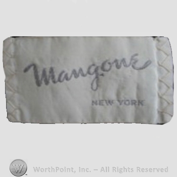 Clothing label : Philip Mangone.