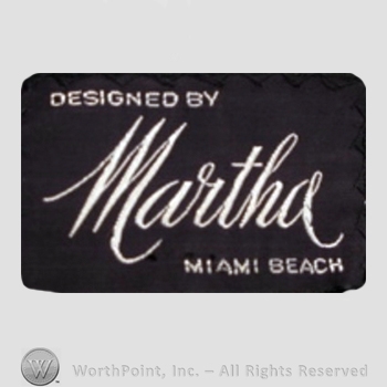 Clothing label : Martha.