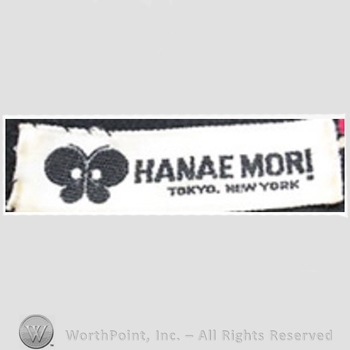 Clothing label : Hanae Mori.