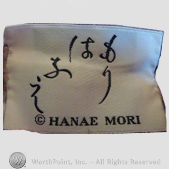 Clothing label : Hanae Mori.