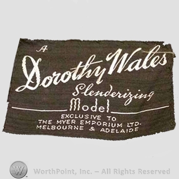 Clothing label : Myer.