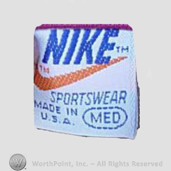 Clothing label : Nike.