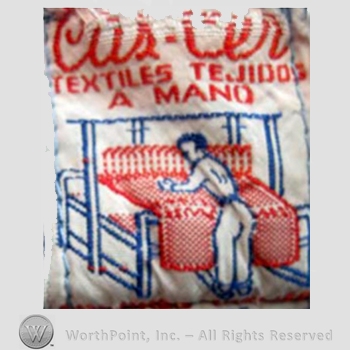 Clothing label : Novelty Label. Cus-Cer Textiles Tejidos a mano.