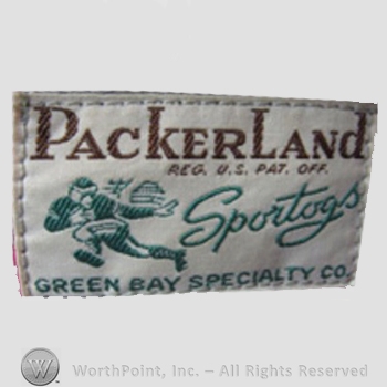 Clothing label : Novelty Label. Packerland Sportogs.