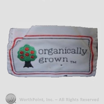 Clothing label : Organically Grown.